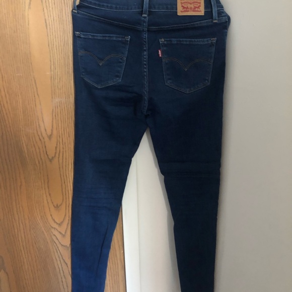 Jeans - Picture 2 of 3